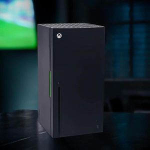 Minifrigobar Xbox Series X 4.5L para 8 latas