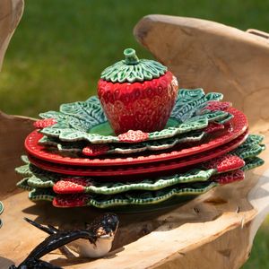 Sopera Bordallo Pinheiro Tureen Strawberries 0.45L