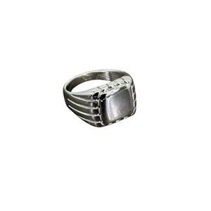 Anillo Modelo Fcpa016-09 Color Plateado Marca Flat Capsa Talla 9